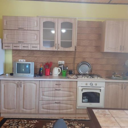 Guest House Viktoria Yaremche Luaran gambar