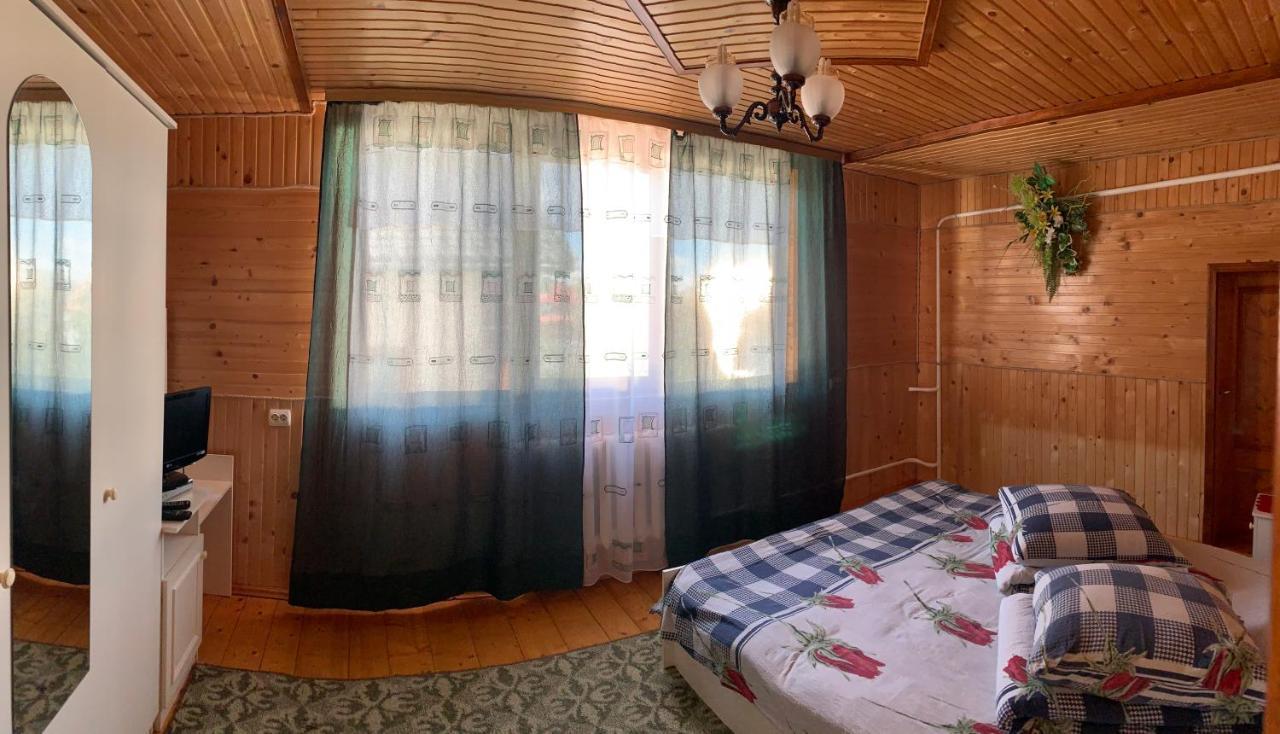 Guest House Viktoria Yaremche Luaran gambar